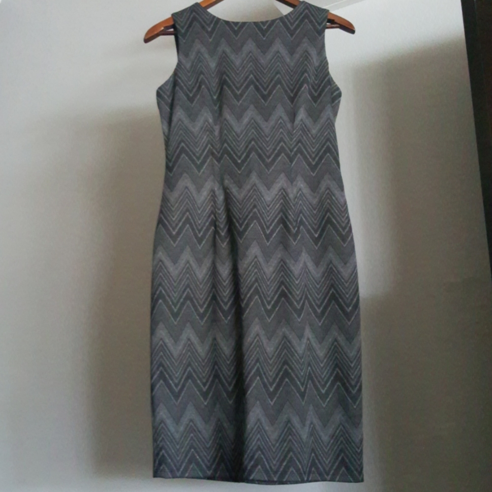 Nine West, Black / Gray Chevron, Sheath Dress - Picture 4 of 7